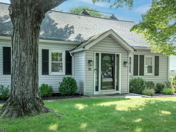 25 Fairview Dr E, Bernards Twp., NJ 07920