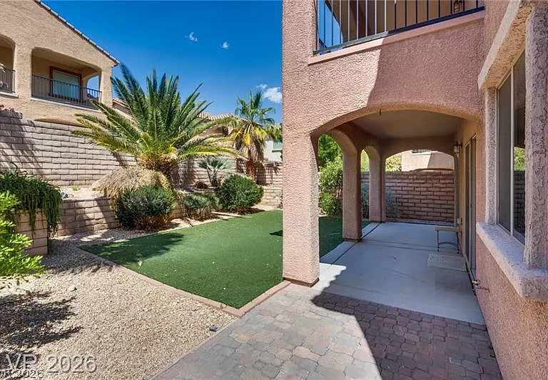 11824 Orense Dr — Photo 20