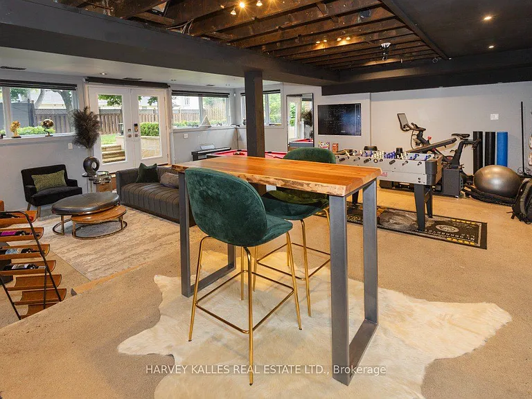 66 Westwood Ln — Photo 35