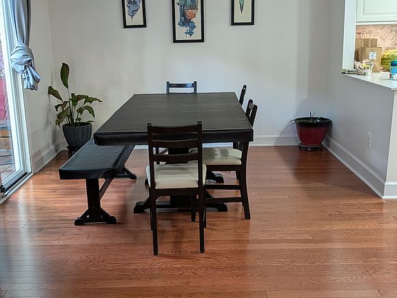4th image of 2078 Clairmeade Valley Rd NE