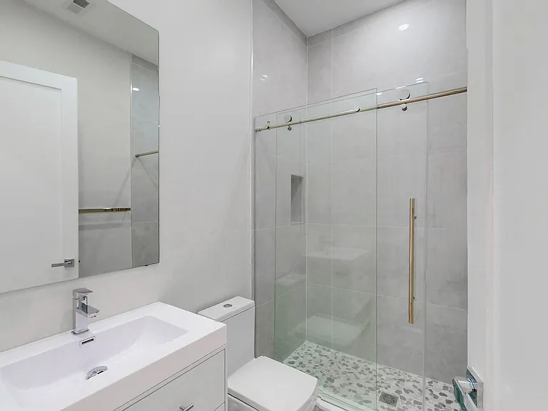 1 Jackson St #201 — Photo 7