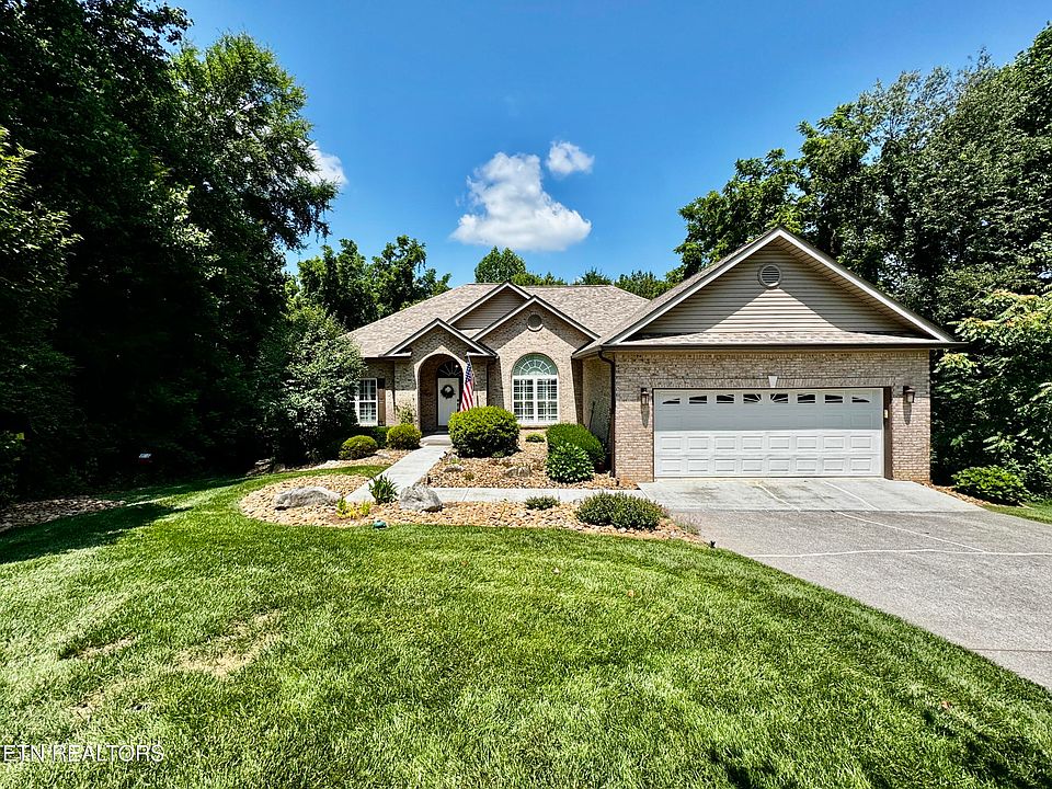 1st image of 232 Mialaquo Cir