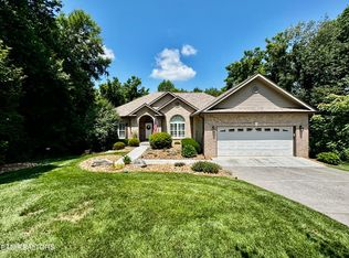 232 Mialaquo Cir, Loudon, TN 37774