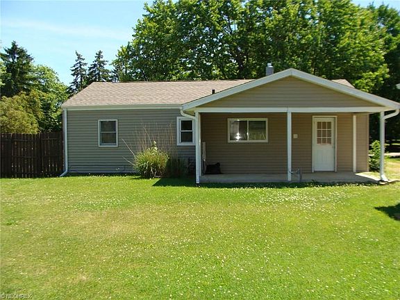 2nd image of 636 West Dr
