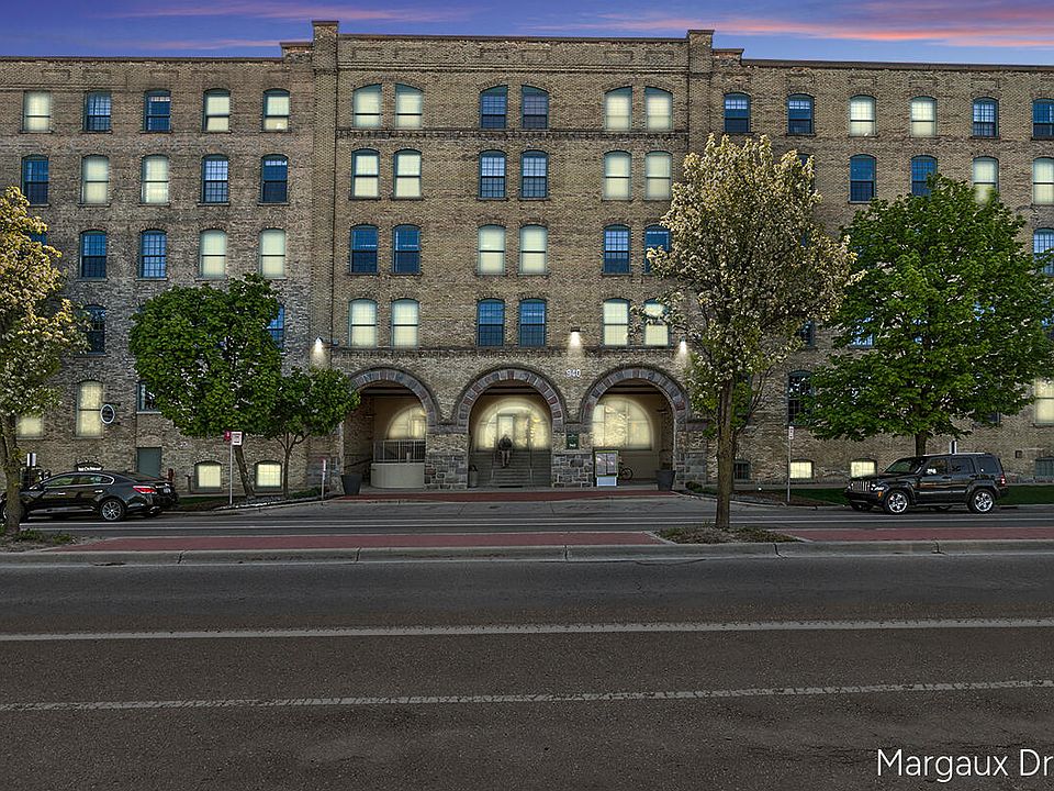 1st image of 940 Monroe Ave NW Unit 552