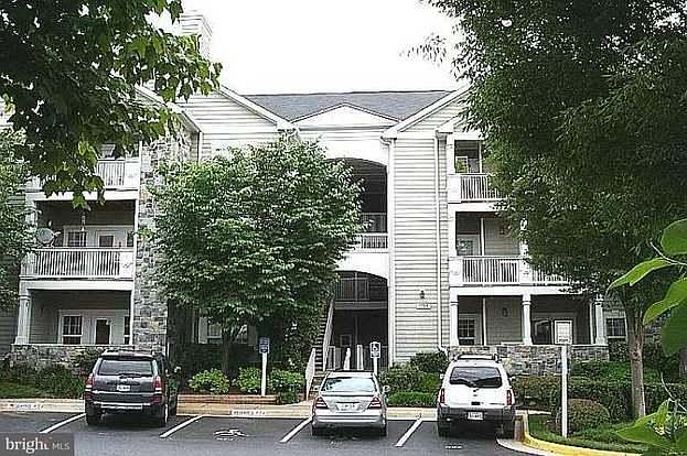 1st image of 1724 Lake Shore Crest Dr Suite 33