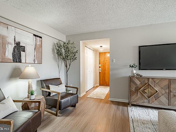 4th image of 2714 Eagle Rd #2714