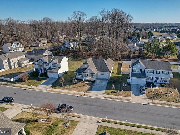 5th image of 202 Sabbe St