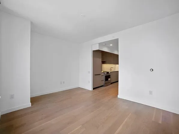 3 Court Square image 4 of 10