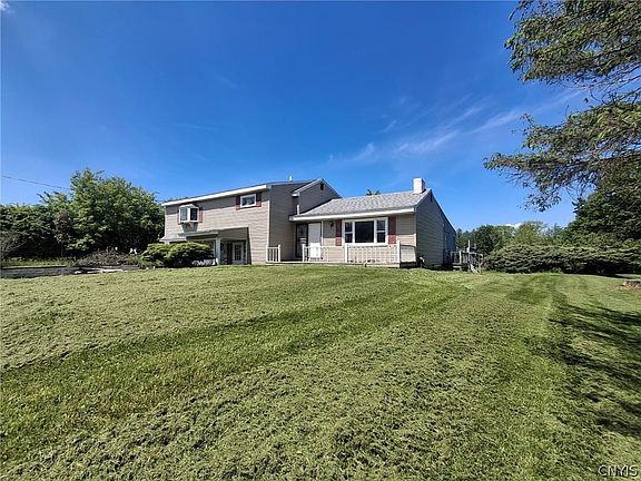 2nd image of 936 Steuben Hill Rd