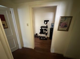 1008 W Peace St #V6, Raleigh, NC 27605