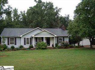 203 Harness Trl, Simpsonville, SC 29681