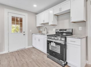 30 Chester St, Springfield, MA 01105