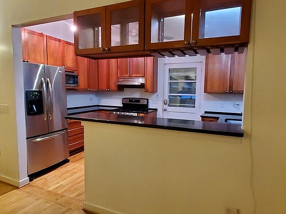 2nd image of 1639 Wrightson Dr