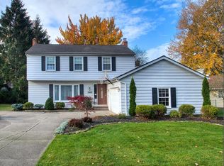 366 Balmoral Dr, Richmond Heights, OH