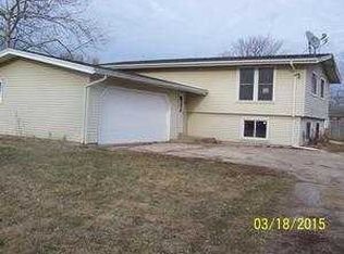 1257 Monroe St, Galesburg, IL 61401
