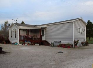 1268 SE Hwy 7, Clinton, MO 64735