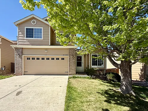 21526 E Crestline Dr Photo 1