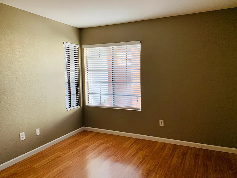23665 Meadcliff Pl — Photo 20