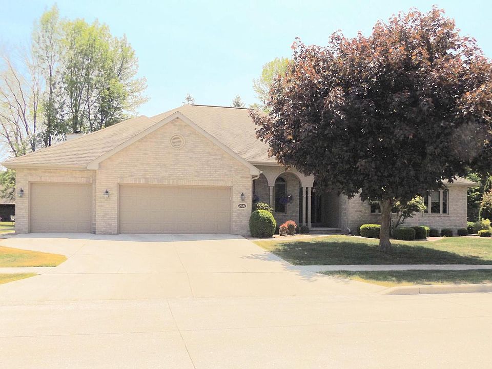 3731 Westwood LANE, Manitowoc, WI 54220 Zillow