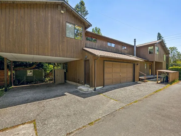 1912 N 122nd St, Seattle, WA 98133