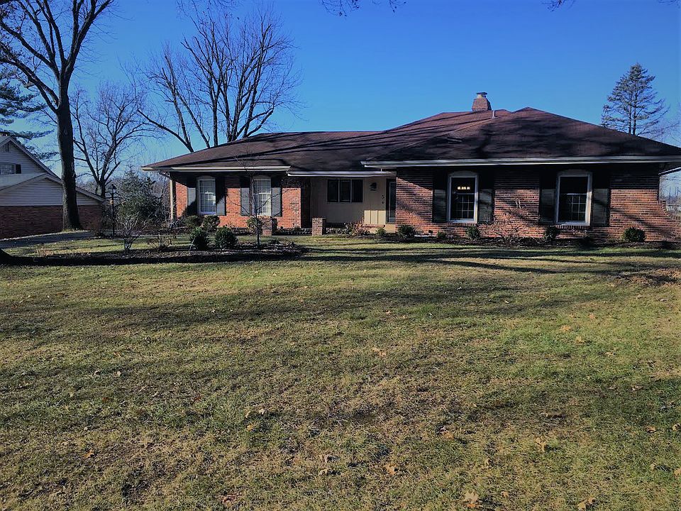2nd image of 5 Brook Mill Ln