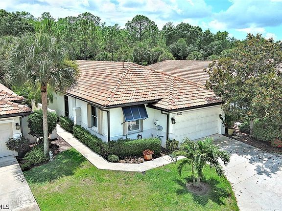 2nd image of 10633 Avila Cir