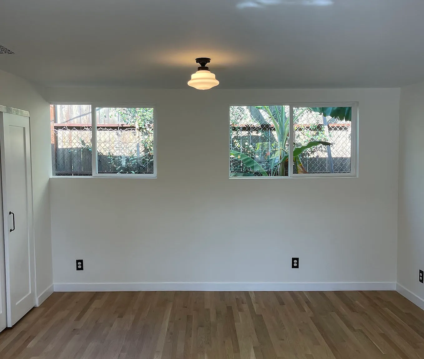 2 bed, 900 sqft, $4,600 — Photo 3