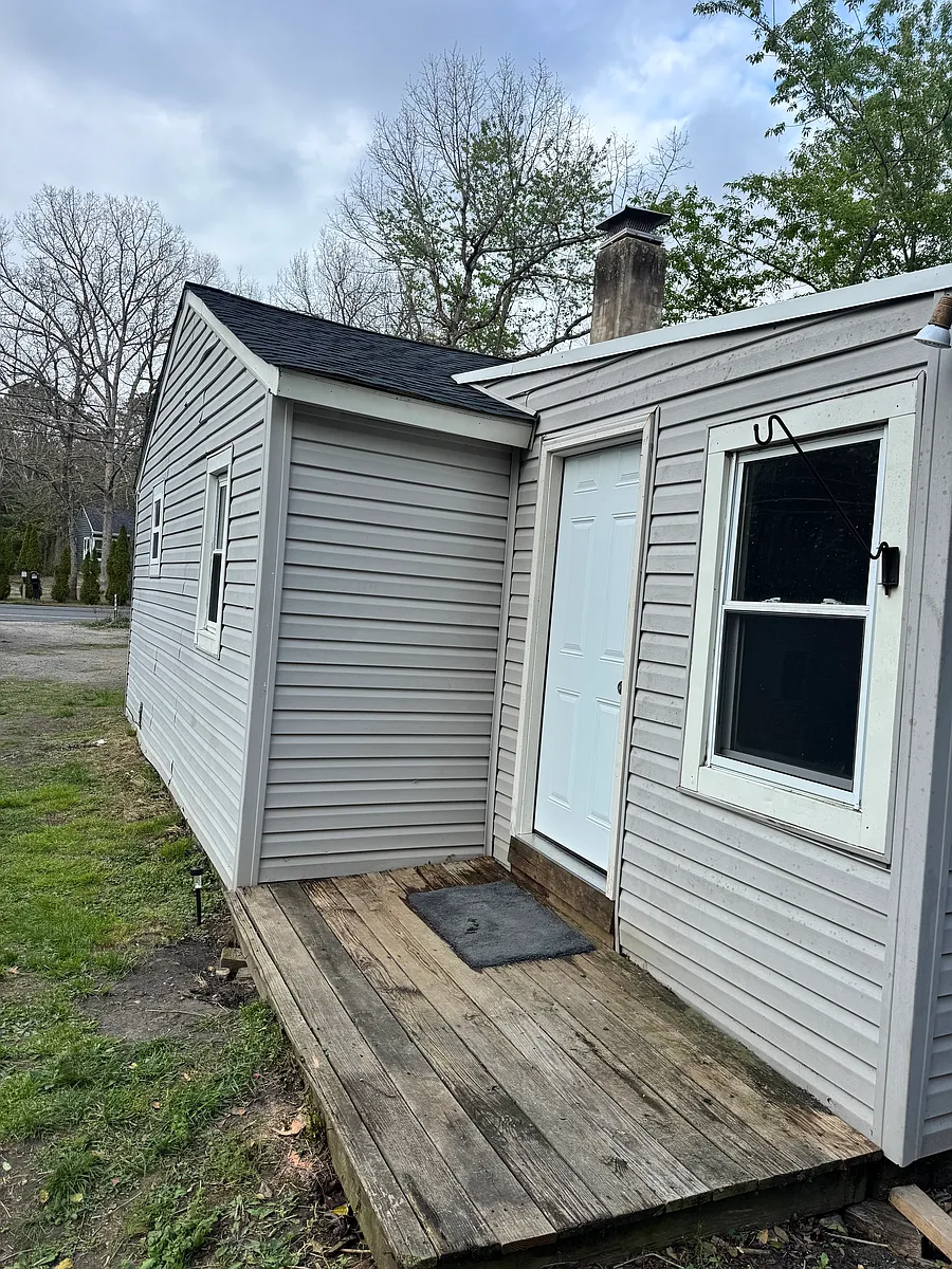 Building Photo - 266 Mount Misery Rd