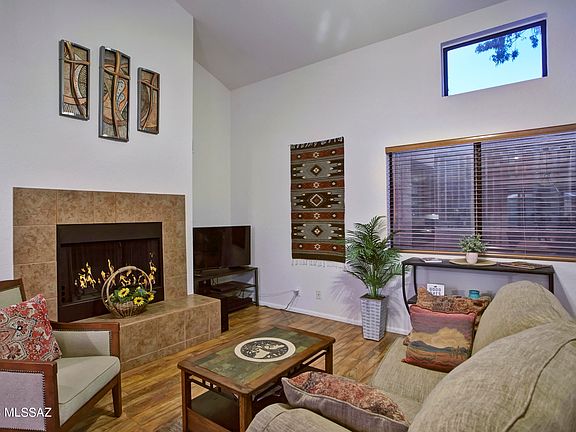 4th image of 5051 N Sabino Canyon Rd Unit 2117