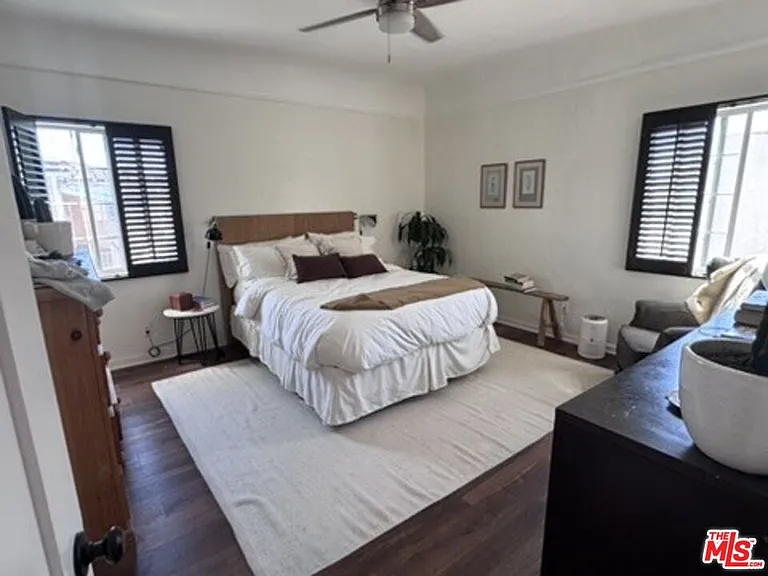 1425 S Curson Ave — Photo 9