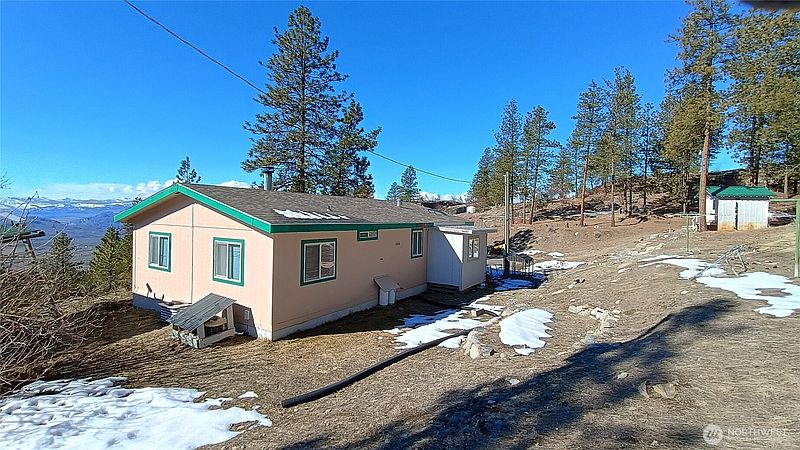 2nd image of 28 Ridgeline Road