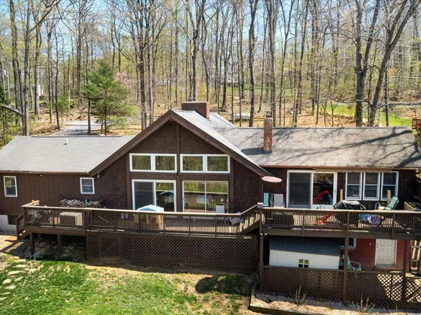 145 Mount Oriole Ln, Linden, VA 22642