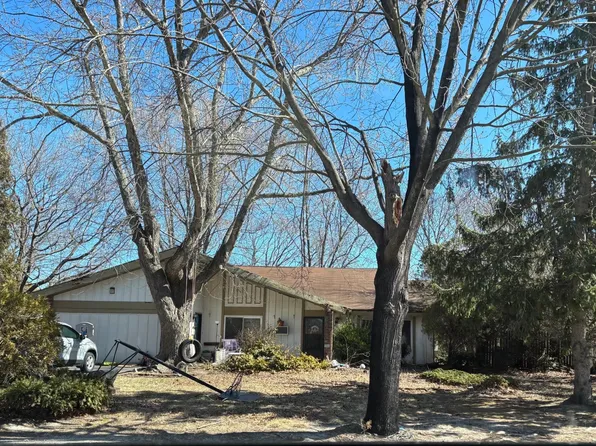 52 Andover Drive, Coram, NY 11727