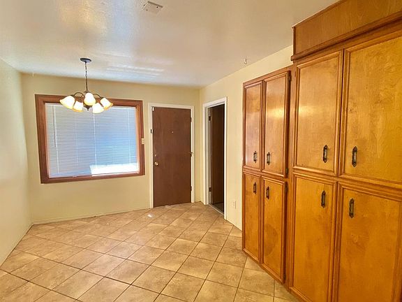 5th image of 2803 57th St