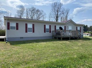 391 Johnny Ln, Wytheville, VA 24382