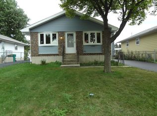 1533 Vine Ave, Round Lake Beach, IL