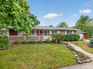 1135 Windsor St, Oshkosh, WI 54902