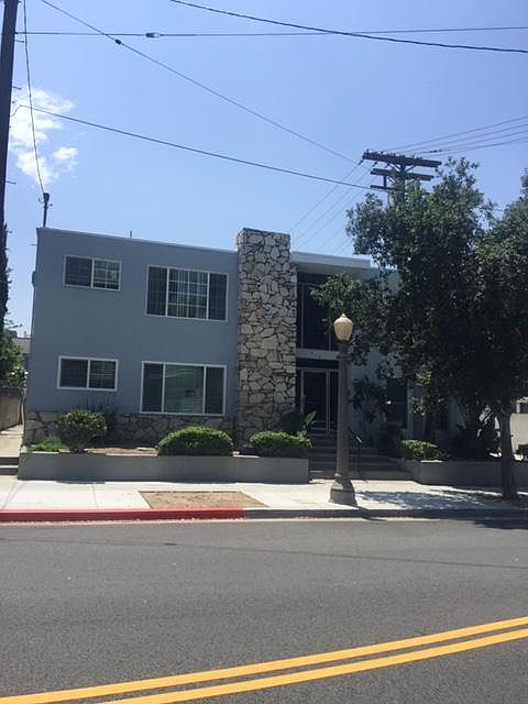 1st image of 414 E Doran St #2-3
