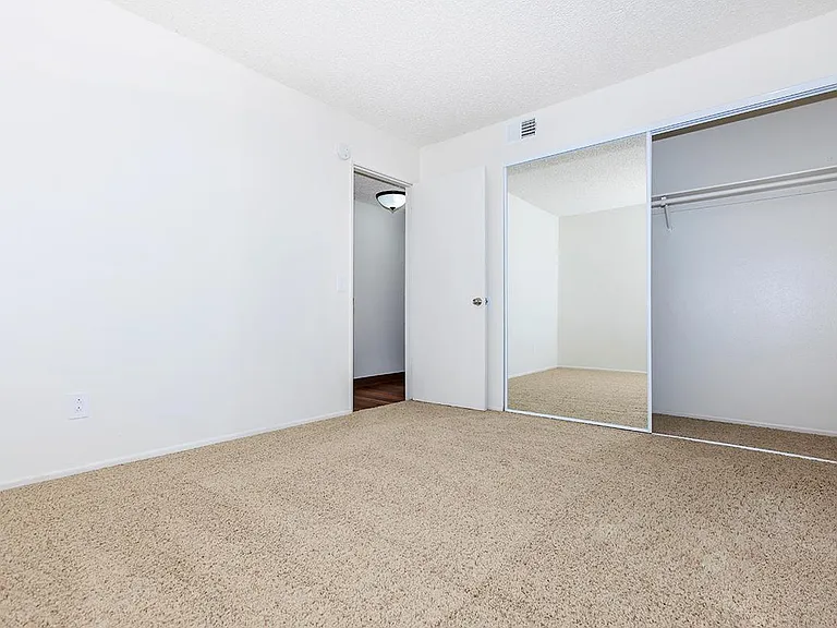 Peppertree Apartments — Photo 111