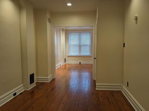3rd image of 231 N Fountain St