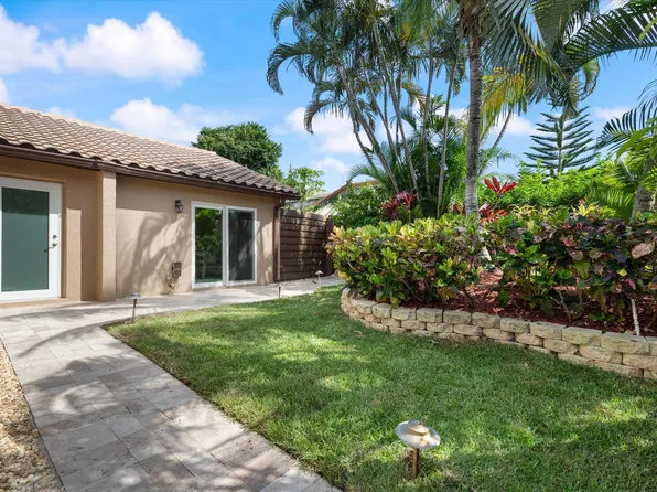 734 Camino Gardens Lane, Boca Raton, FL 33432
