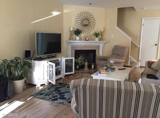 706 Karens Ct #706, North Wales, PA 19454