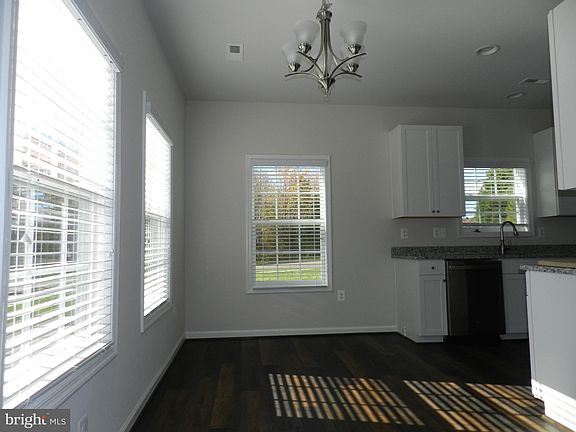 3rd image of 12102 Bowling Farm Ln