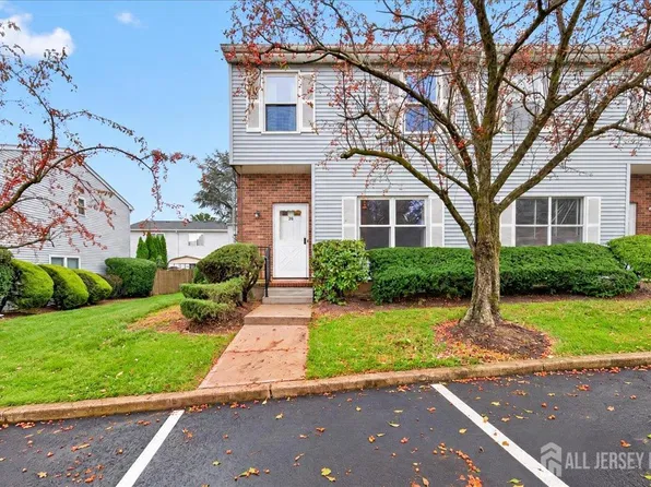 38 Deerfield Ln, Jamesburg, NJ 08831