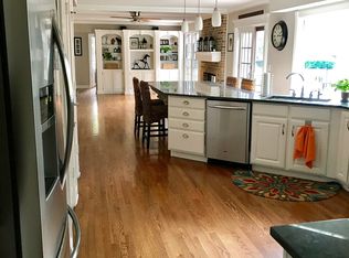 224 Hilltop Ln, Dundee, IL 60118