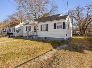 113 Seaboard St, Petersburg, VA 23803