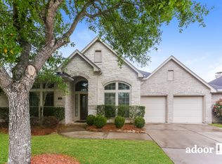 2701 Green Mountain Dr, Pearland, TX 77584