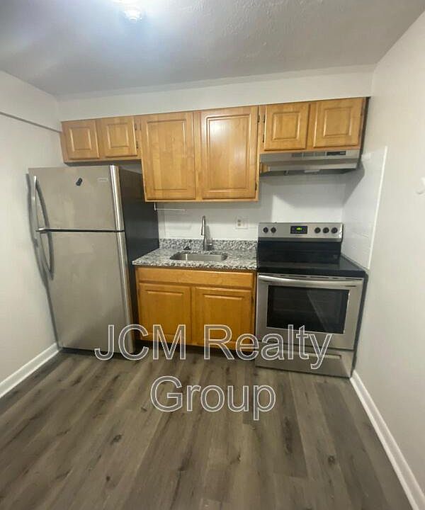 1st image of 55 Elmwood Park U5/1st Floor U6