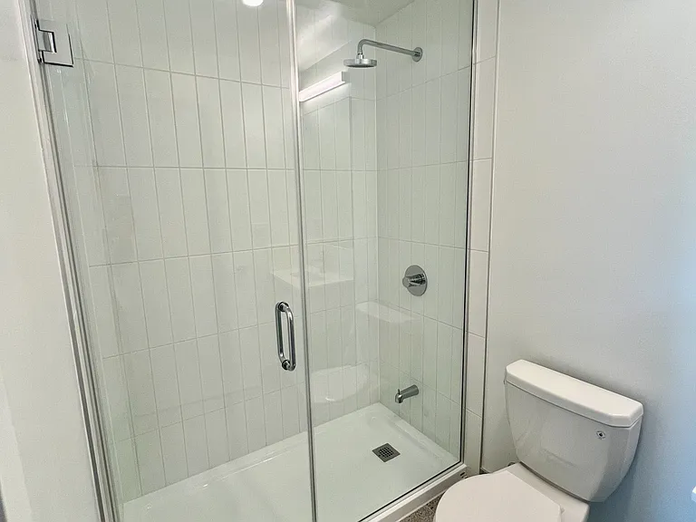 10 Oak St #523 — Photo 16